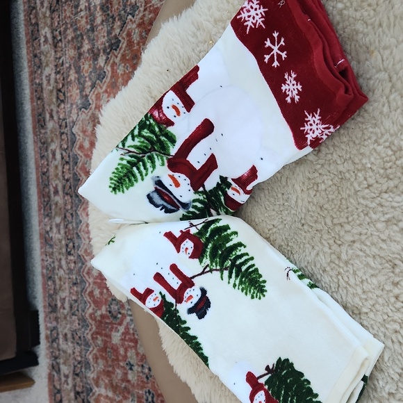 NWT Set Of 2 St. Nicholas Square Snowman Kitchen Towels ♥️⛄️🖤🎁 - Picture 4 of 13